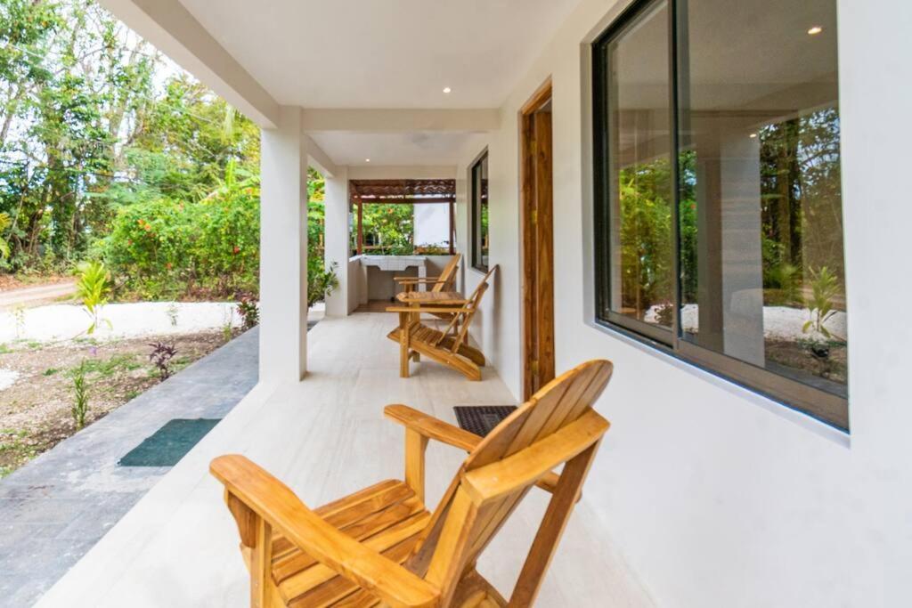 Surfside Apartments - Mal Pais Malpaís Extérieur photo